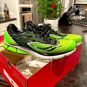 Saucony Cortana 3 mens shoes. They’ve been worn twice.